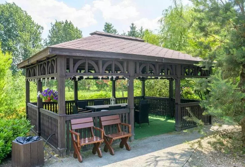 酒店 Centrum Ulan Spa