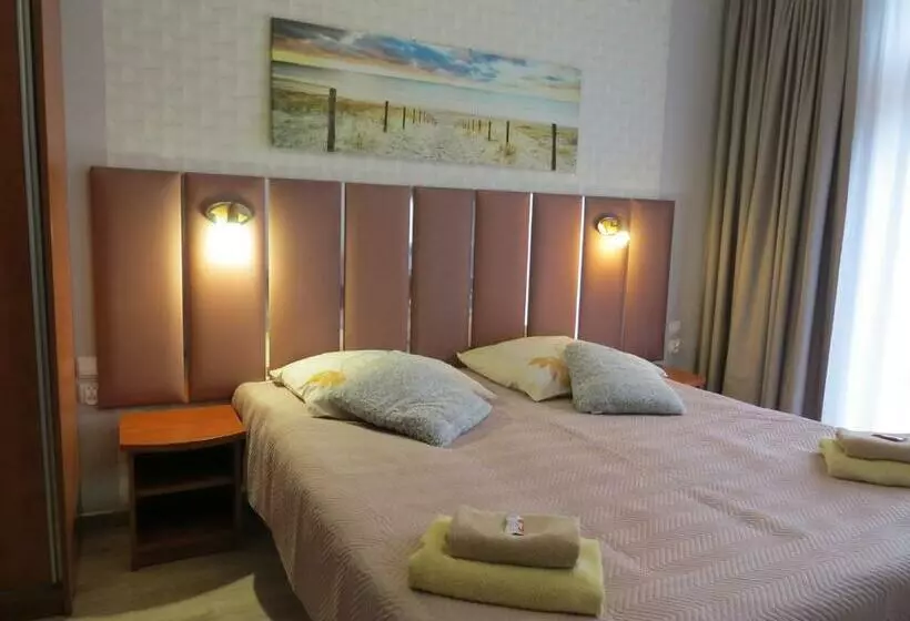 בית מלון כפרי Cis