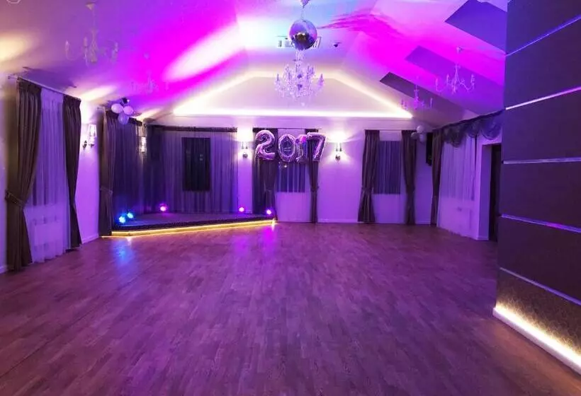 ホテル Dwa Bratanki