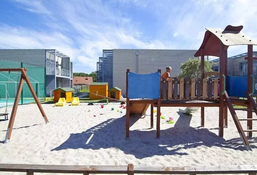 בית מלון כפרי Eden Resort & Spa