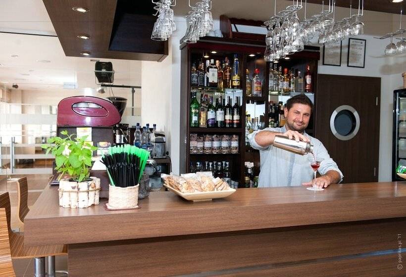 בית מלון כפרי Eden Resort & Spa