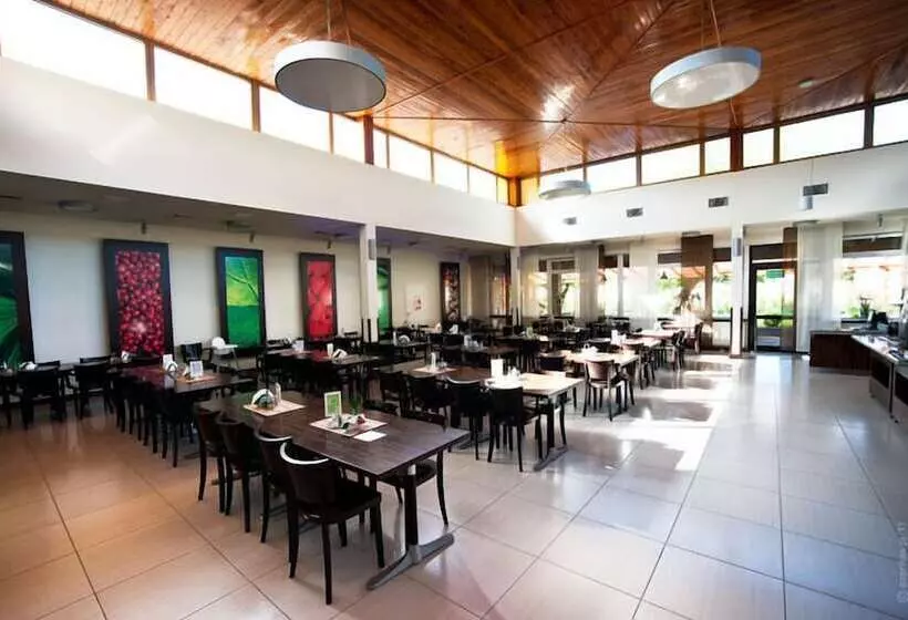 בית מלון כפרי Eden Resort & Spa