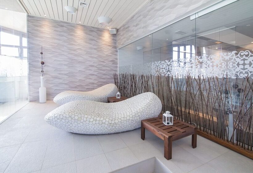 בית מלון כפרי Eden Resort & Spa