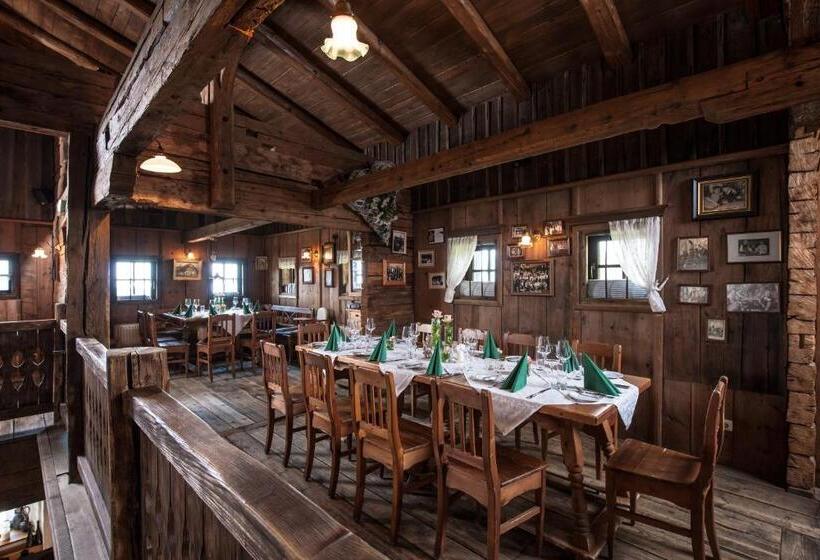 ホテル Eidenberger Alm