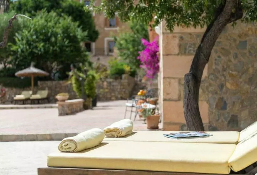 호텔 Finca Can Estades