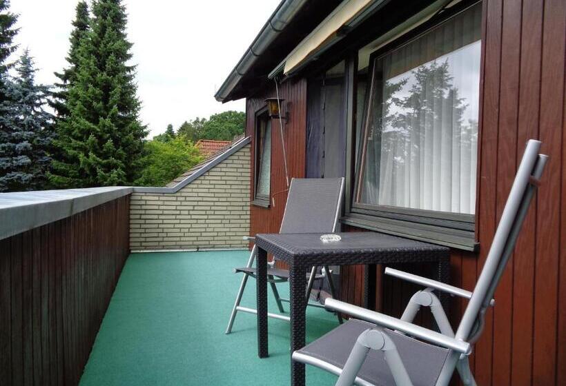 ホテル Garni Eichhornkobel