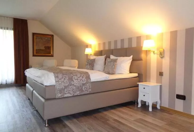 فندق Garni Eichhornkobel