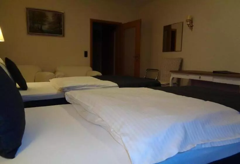 فندق Garni Eichhornkobel