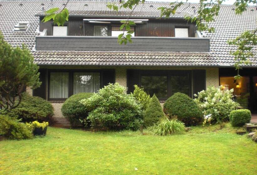 ホテル Garni Eichhornkobel