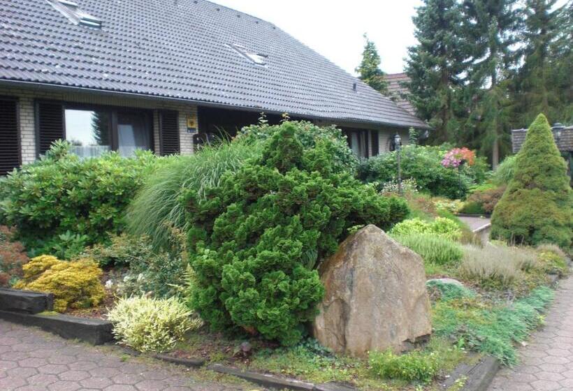 ホテル Garni Eichhornkobel