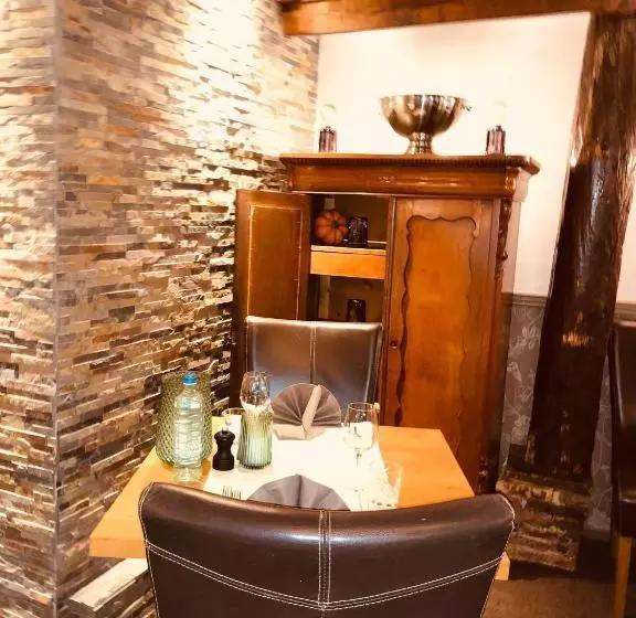 Hotel Restaurant   Cafe  Geertien