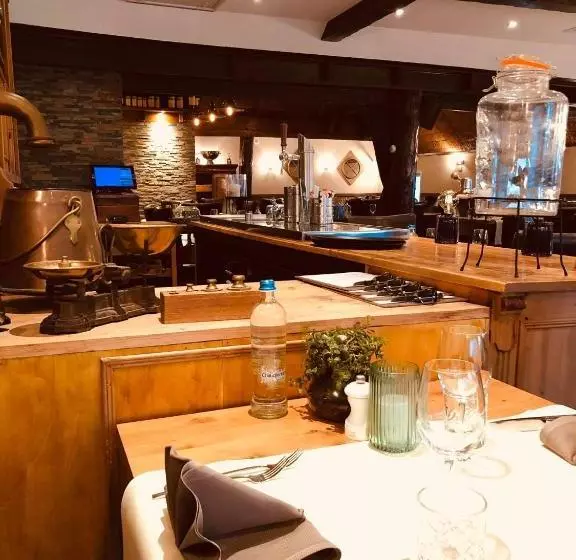 Hotel Restaurant   Cafe  Geertien