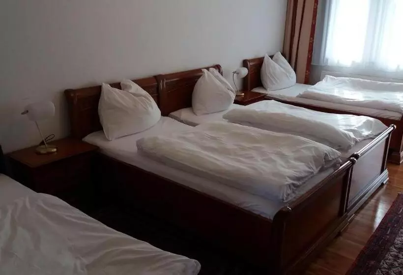Отель Gratkorn Bed & Breakfast