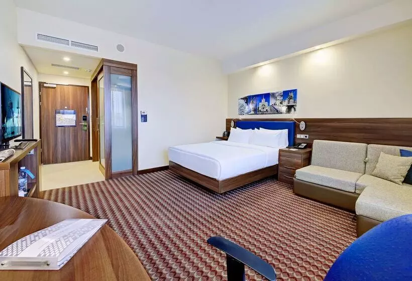 בית מלון כפרי Hampton By Hilton Volgograd Profsoyuznaya