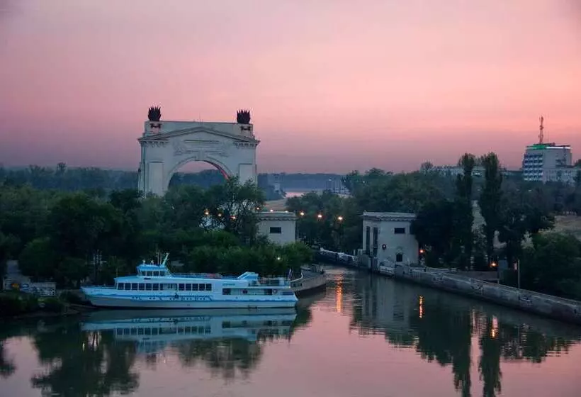 בית מלון כפרי Hampton By Hilton Volgograd Profsoyuznaya