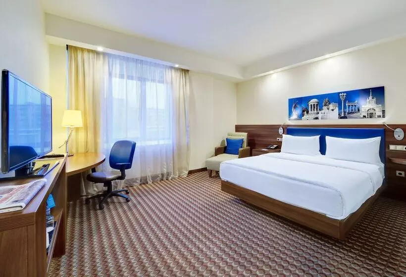 בית מלון כפרי Hampton By Hilton Volgograd Profsoyuznaya