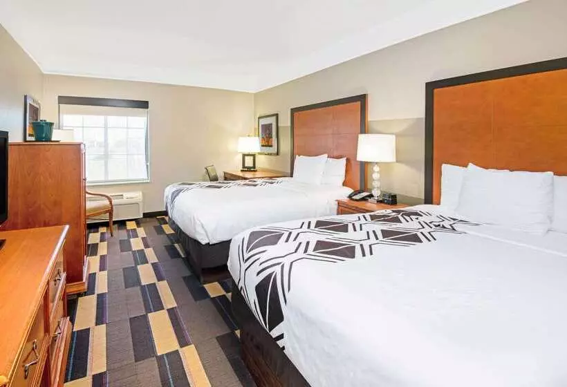 هتل La Quinta By Wyndham Oklahoma City Moore