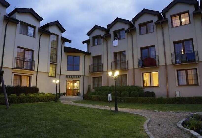 בית מלון כפרי Magnat Resort & Spa