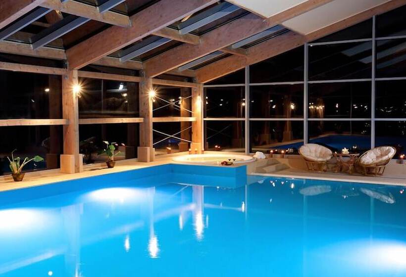 בית מלון כפרי Magnat Resort & Spa