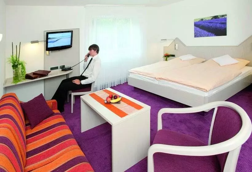 Отель Malchen Garni