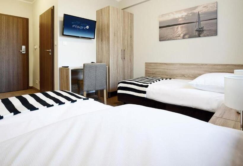 בית מלון כפרי Port 110