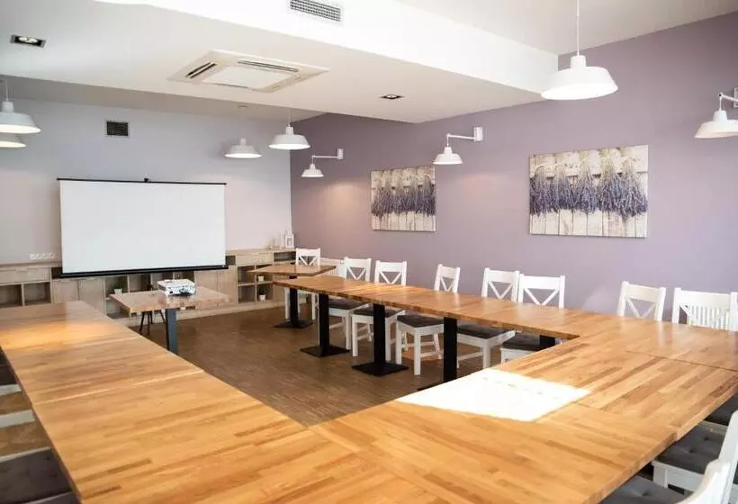 בית מלון כפרי Port 110