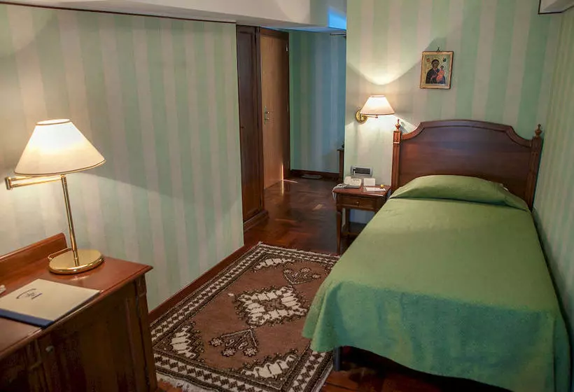 هتل Pretoria  Potenza