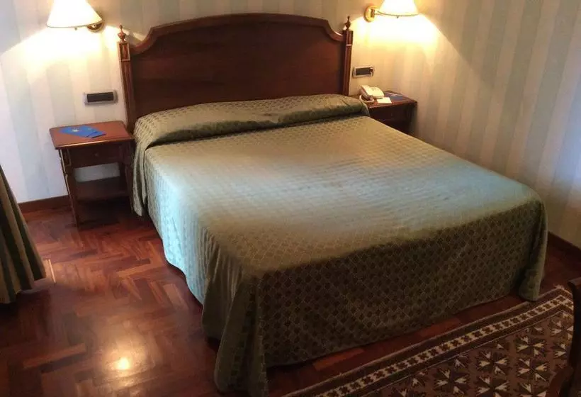 هتل Pretoria  Potenza