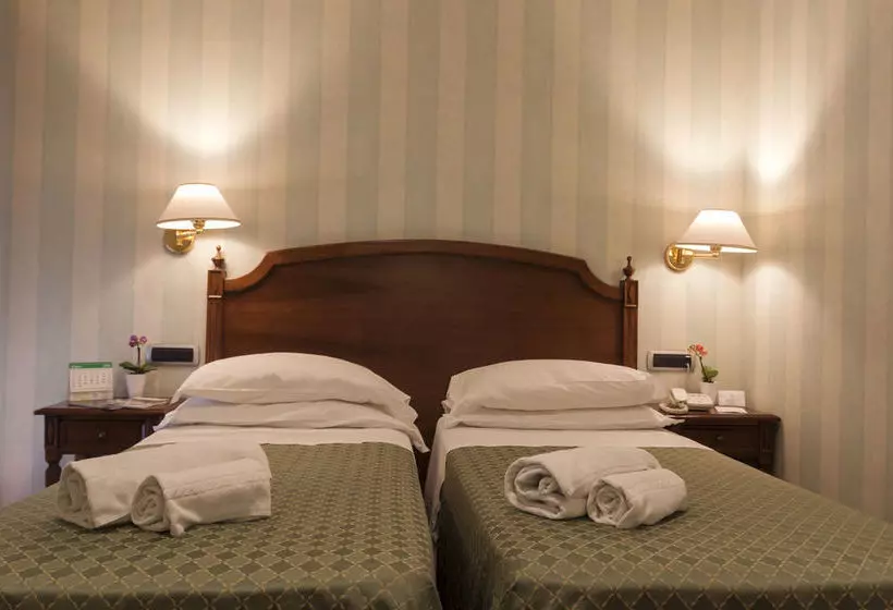 هتل Pretoria  Potenza