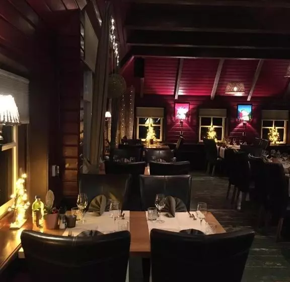 Hotel Restaurant   Cafe  Geertien