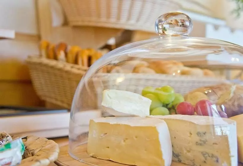 Отель Restaurant Kastanienhof Lauingen