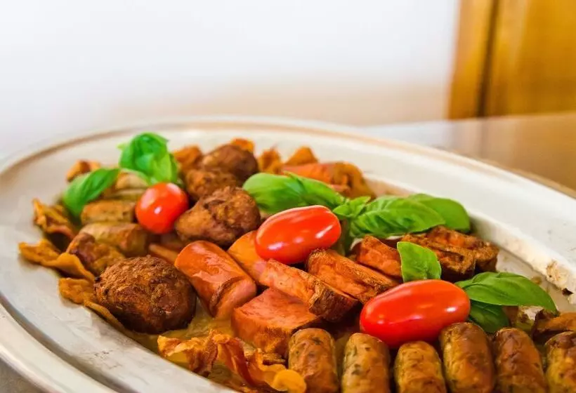 Отель Restaurant Kastanienhof Lauingen