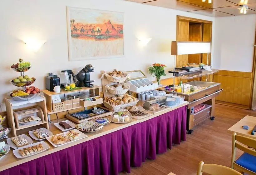 Отель Restaurant Kastanienhof Lauingen