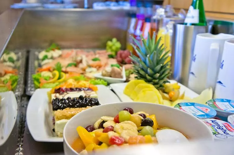 Отель Restaurant Kastanienhof Lauingen