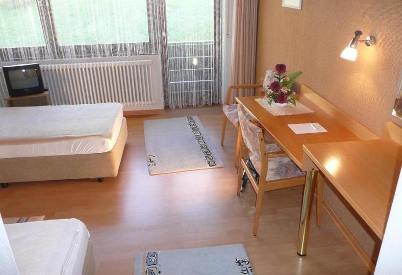 فندق Restaurant Tannenhof