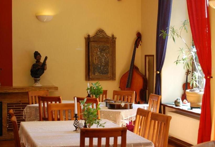 בית מלון כפרי Dworek Saraswati