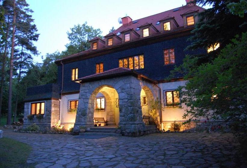 בית מלון כפרי Dworek Saraswati