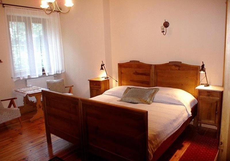 בית מלון כפרי Dworek Saraswati