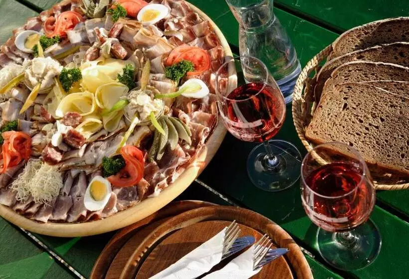 Отель Schilcherlandhof