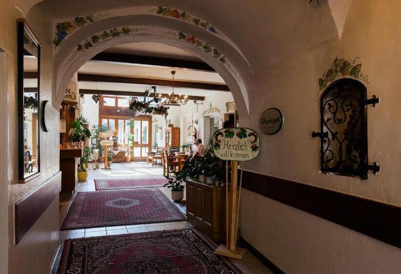 ホテル Schilcherlandhof