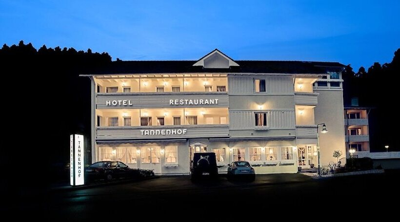 فندق Restaurant Tannenhof