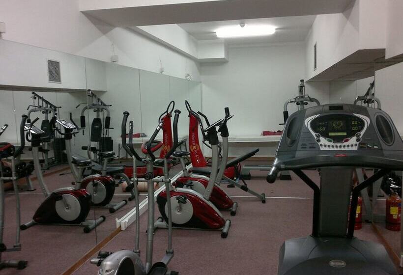 فندق Restaurant Tannenhof