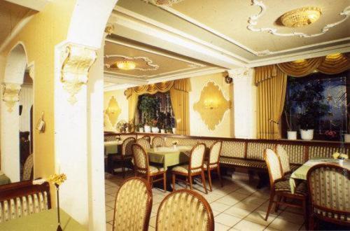 بنسيون Landgasthof Deutsches Haus