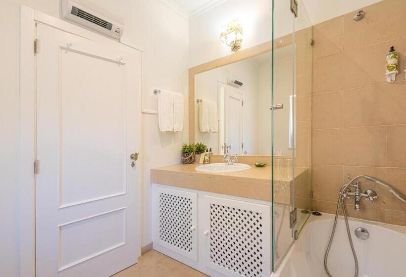 هتل Casa Das Cegonhas