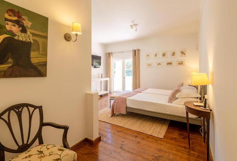 هتل Casa Das Cegonhas