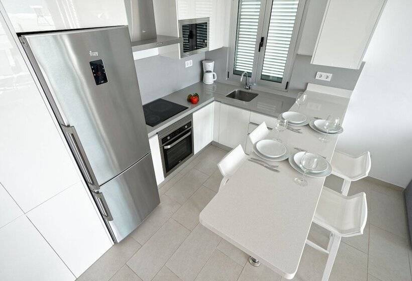 Apartamentos Con Mar