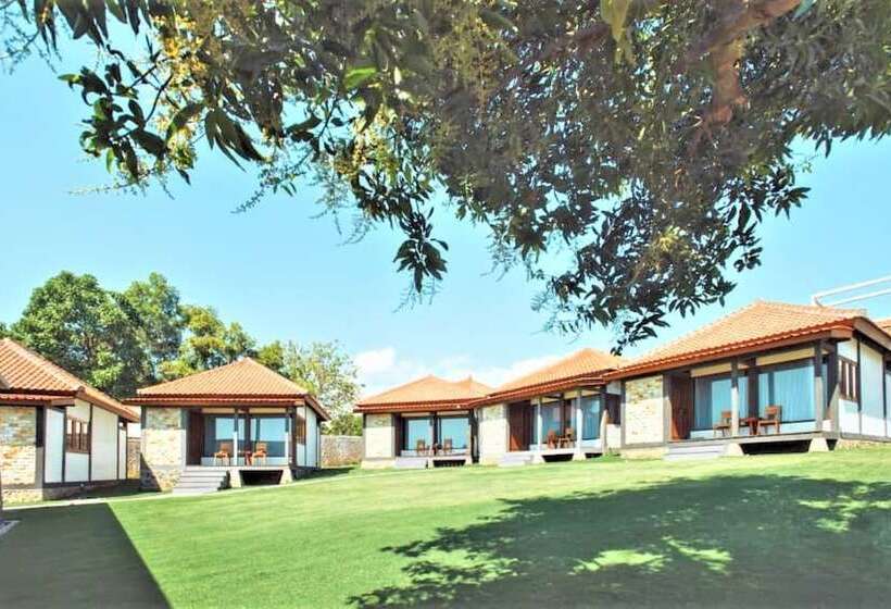 Отель Hi Blue Bali Melasti Dive Resort