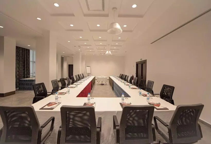 هتل Krystal Palace Douala