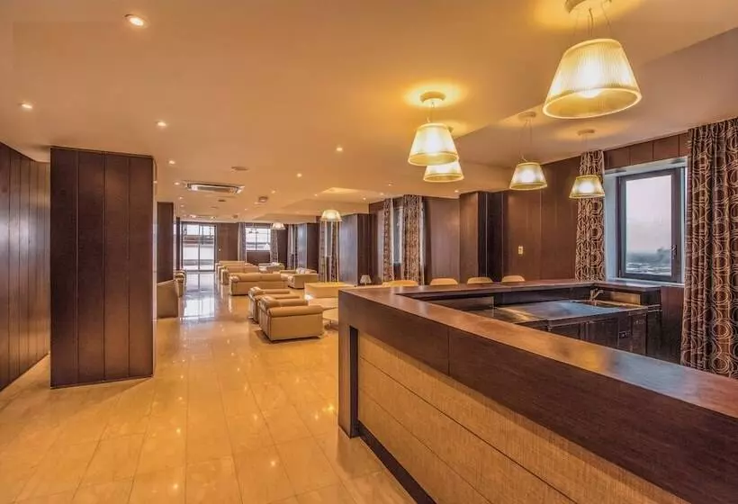 هتل Krystal Palace Douala