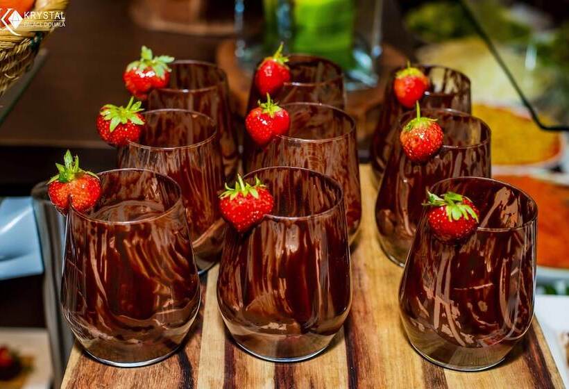 هتل Krystal Palace Douala